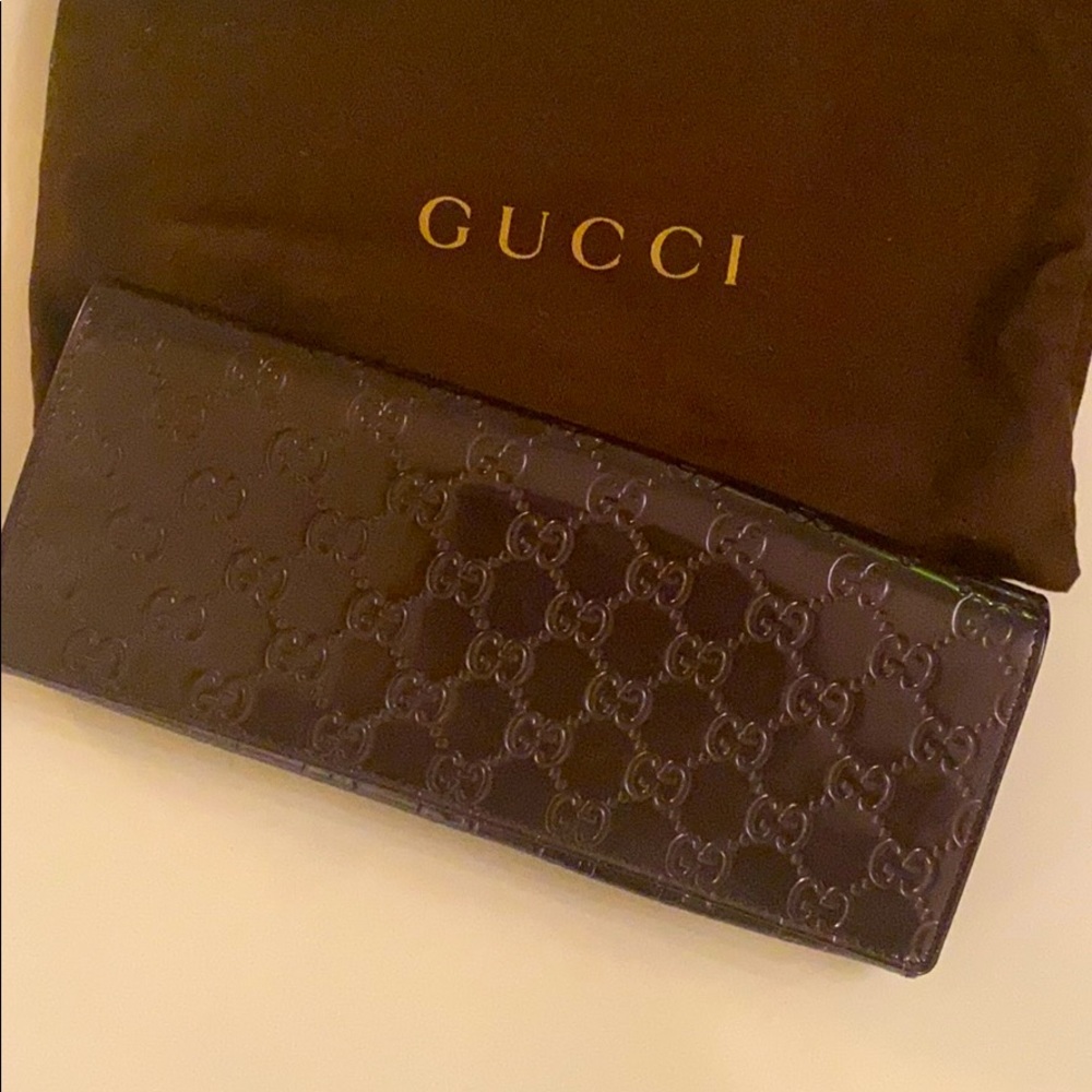 Gucci monogram clutch